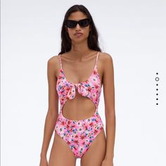 Swimming Suit Bathing Suit One Piece Summer Party Swimwear With Knotted Straps, Zara Swimwear For Summer Pool Time, Zara Pink Swimwear For Summer, Zara Swimwear For Summer Pool, Zara One-piece Swimwear For Vacation, Zara Beachwear For Spring, Zara Swimwear For Pool In Spring, Zara Swimwear For Spring Pool, Zara Swimwear For Spring Pool Occasions