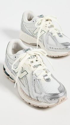 Good quality well sat on 42 p. Running Shoes Outfit, New Balance 1906, New Balance Running Shoes, Pretty Sneakers, Shopping Shoes, Pretty Shoes Sneakers, Shoe Inspo, New Balance Sneakers, Swag Shoes