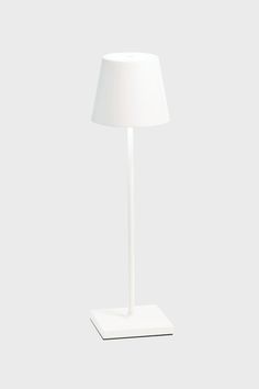 White Poldina Pro Table Lamp Warm Lighting, The Venetian, Tabletop Accessories, 9 Hours, Led Table, White Table Lamp, Led Table Lamp, Three Color, Italian Design