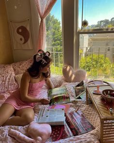 #imjustagirl Better Me Aesthetic, Spring Girl Aesthetic, Girly Routine, Inspo Pics Instagram, Hobbies Aesthetic, Girlies Aesthetic, Girly Girl Aesthetic, Planning Aesthetic, 2025 Aesthetic