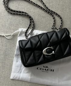 #fashion #coach  🪩 Coach Gifts, Coach Purse, Cute Simple Outfits, Black Bag, Arm Candy, Coach Purses