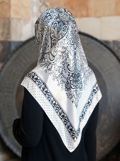 Length: 90cm Width: 90cm Item Code: wH0217 Traditional White Headscarf, Hijab Vintage, B Font, Square Hijab, Designer Silk Scarves, Hijab Collection, Open Abaya, Head Scarf Styles, Girly Images