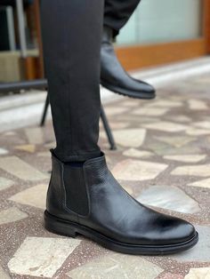 Modern Slip-on Boots For Business, High-top Chelsea Boots With Leather Sole For Business, Business High-top Chelsea Boots With Leather Sole, Modern Slip-on Chelsea Boots With Rubber Sole, Casual Business Chelsea Boots Slip-on, Casual Slip-on Chelsea Boots For Business, Modern Chelsea Boots With Round Toe For Business, Classic High Ankle Chelsea Boots For Business, Business High-top Chelsea Boots With Rubber Sole