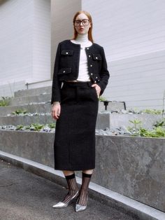 Composition : SHELL: WOOL 50%, POLYESTER 50% / LINING: POLYESTER 100%Color : BLACKCountry of Origin : KOREA Preppy Outfits, Long Skirt, Composition, Wool, The Originals, Clothes For Women, Clothes, Black, Color