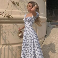 White Elegant Dress, Minimal Stil, Chique Outfit, Floral Print Dress Summer, Casual Chic Outfits, Split Long Dress, Chique Outfits, Long Bodycon Dress, Casual Chic Outfit