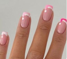 Pink Christmas Nails Santa Hat, Christmas Nail Ideas Santa Hat, Santa Hat Nails Pink, Christmas Idea Nails, Pretty Nails Christmas, Pink Nails Christmas Short, Preppy Christmas Nails Acrylic, Pink Nail Designs Christmas, Nail Inspiration Holiday