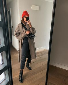 Recreate Outfits, Behind Blue Eyes, Winter Inspo, Autumn Outfits, Fall Fits, A Mirror