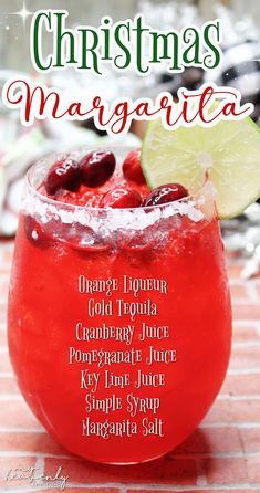 christmas margarita Christmas Cocktail With Tequila, Grinch Margarita Recipe, Holiday Margarita Recipe, Red Christmas Drinks Alcohol, Christmas Party Alcoholic Drink Ideas, Christmas Achole Drinks, Red Christmas Drink, Christmas Paloma Cocktail, Christmas Drinks With Tequila