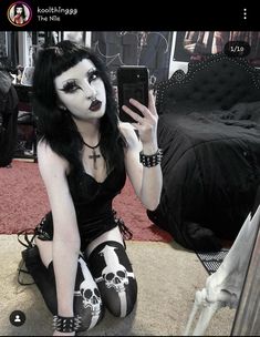 Goth Beach Outfit, Thick Goth Outfits, Alternative Winter Outfits, White Goth Outfit, Metal Claws, Goth Eye Makeup, Goth Outfit Ideas, White Goth, Punk Makeup