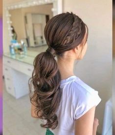 High Braid Hairstyles, Hairstyle With Gown Western, Eastern Hairstyles, Indo Western Hairstyles, Pony Hairstyles For Short Hair, Marriage Hairstyle, Short Hair Hair Styles, Textured Ponytail, Western Hairstyles