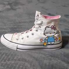 Rare And Beautiful Hello Kitty X Converse, Unisex, Size: Women's 7, Men's 5, Used In Good Condition (They Are A Little Dirty), Look At The Pics For More Details Of The Condition. Any Questions Let Me Know Please. I Accept Reasonable Offers... Smoke Free Home... Hello Kitty Converse, Shoes Hello Kitty, Converse White, Converse Chuck Taylor All Star, Womens Converse, Chuck Taylor All Star, Converse Chuck, Converse Shoes, Chuck Taylor