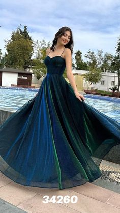 Vestiti Prom, Formal Prom Dress, Stunning Prom Dresses, Prom Dress Styles, Prom Outfits