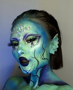 Fish Alien, Haunt Makeup, Sfx Ideas, Zodiac Makeup, Holloween Makeup, Creepy Halloween Makeup, Vaporwave Art, Face Paint Makeup, Face Art Makeup