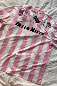 Hello Kitty Jersey, Hello Kitty T-shirt, Hello Kitty Shirt Outfits, Pink Jersey Outfit, Hello Kitty Ropa, Hello Kitty Clothing, Hello Kitty Top, Sanrio Clothes, Hello Kitty Shirt