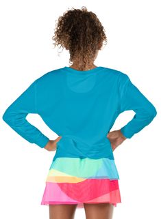 This round neck, drop shoulder, parrot blue long sleeve is made from super lightweight polyester. The fabric is rated UPF 50+ for extra fun in the sun. Tennis Shop, Fun In The Sun, Dress Gift, Novelty Print, Blue Long Sleeve, Long Sleeves Jacket, Hat Shop, Leggings Shop, Sleeveless Tank