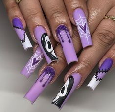 Long Nail Halloween Designs, Spooky Halloween Nails Acrylic Long, Purple Nails Designs With Rhinestones, Y2k Nails Acrylic Purple, Halloween Slasher Nails, Ghostface Inspired Nails, Purple Scream Nails, Baddie Halloween Nails Acrylic, Cute Ghostface Nails