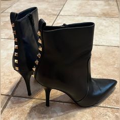 Excellent Condition Without Box! Valentino Black, Valentino Shoes, Shoes Heels Boots, Bootie, True Love, Shoes Women Heels, Limited Time, Shoes Heels, Women Shoes