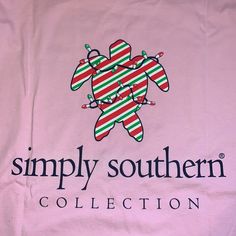 Light Pink Long Sleeved Simply Southern T-Shirt With A Red, Green, And White Striped Turtle On The Back Wrapped In Christmas Holiday Lights. The Text On The Front, Back, And Right Sleeve Is Navy Blue. In Great Condition, No Visible Snags Or Discoloration, Nwot Never Worn! Christmas Turtle, Simply Southern, Holiday Lights, Pink Christmas, Green And White, Red Green, Christmas Holidays, Texts, Light Pink