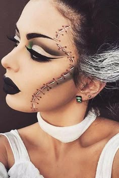 Hallowen Schminke, Frankenstein Makeup, Beautiful Halloween Makeup, Make Up Diy, Fantasy Make-up, Halloweenský Makeup, Halloween Make-up Looks, Makeup Sephora, Halloween Makeup Ideas