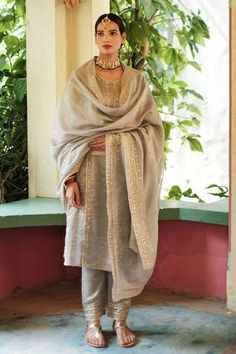 Shop for House of Pink Grey Chanderi Embroidered Kurta Set for Women Online at Aza Fashions Suits Design Party Wear, Embroidered Kurti, Kurta Set For Women, Pretty Embroidery, A Line Kurta, Casual Party Dresses, Suits Design, Boutique Dress Designs, Handwork Embroidery Design