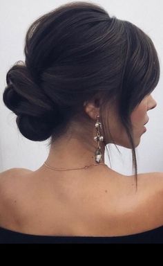 Девушки, эстетика, уход, кожа, красота, косметика, идеи, волосы. Best Wedding Hairstyles, Bridesmaid Hair Updo, Wedding Hairstyles Updo, Wedding Forward, Wedding Updo