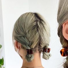 Hair Up Casual, Hair Ideas Casual, Wedding Hair Looks, Sleek Hairstyle, Hairstyles Long Hair, Classic Wedding Hair, Sleek Bun, The Modern Bride