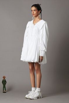 White poplin dress featuring ruff collar with gathered bodice and tie strings detailing on the sleeve. - Aza Fashions White Poplin Dress, Ruff Collar, Gathered Bodice, Poplin Dress, Ruffle Collar, Full Sleeves, Dresses Short, Collar Dress, Dress For Women