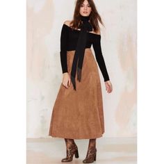 Gorgeous Tan Suede. Asymmetrical Hemline. Subtle Diagonal Stitching. Concealed Side Zipper. Fully Lined. Never Worn. Minor Running From Storage. 1 Stray Mark (Not Pen) On The Back - Barely Noticeable. Pet And Smoke Free Home. Waist: 17 3/4” Length: 32”- 38” Mg801499 Brown Suede Skirt Outfit, Suede Skirt Outfit, A Line Skirt Outfits, Fall Nyc, Brown Maxi Skirts, Brown Suede Skirt, Maxi Skirt Outfits, Brown Skirts, Vegan Fashion