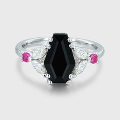 Discover the stunning design of our 14K White Gold Coffin Cut Black Onyx and Diamond Ring for Women. A perfect blend of elegance and uniqueness. Radiant Cut Rings, Diamond Ring For Women, Black Onyx Engagement Ring, Vintage Halo, Ring For Women, Moss Agate, Black Onyx, Fashion Rings, Onyx