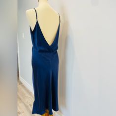 If You Want All Eyes On You, This Is The Dress! Medium Size Nwot Blue Fitted Silk V-neck Dress, Elegant Blue Knee-length Slip Dress, Fitted Blue Silk V-neck Dress, Blue Silk Mini Dress For Date Night, Chic Blue Knee-length Slip Dress, Chic Blue Silk Slip Dress, Blue Silk Midi Dress For Date Night, Blue Backless Midi Dress For Night Out, Blue V-neck Silk Party Dress