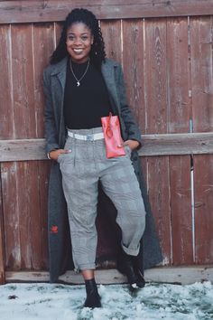 Fall Outfit von Eboni Morgan (@ebonicurlsblog) mit Karl Lagerfeld Paris Mäntel, Alix Unterwäsche, GByGUESS Umhängetaschen, FOREVER21 Hose, Tommy Hilfiger Stiefel Karl Lagerfeld Paris, Fall Outfit, Karl Lagerfeld