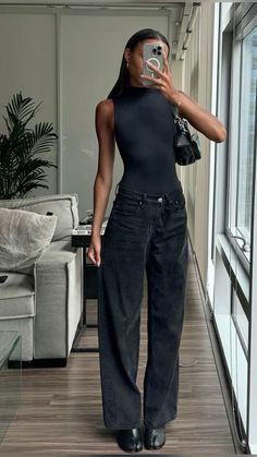 Fancy Jeans Outfit Classy, All Black Outfit Fancy, All Black Casual Outfits For Women, Amsterdam Aesthetic Outfit, Worst Outfits, Amsterdam Aesthetic, Grammy Awards Red Carpet, Cold Weather Fashion, Of Outfits