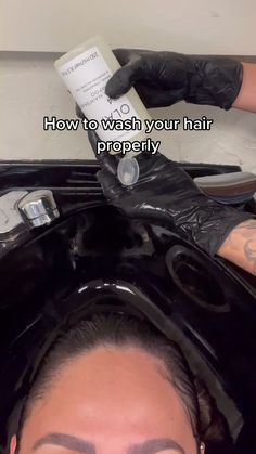 Hair Washing Tips Videos, How To Wash Hair Properly Tips, How To Clean Your Hair, Hair Wash Routine Tiktok, What To Ask Your Hairdresser For Tiktok, How To Brush Hair Properly, How To Wash My Hair Properly, How To Wash Hair Properly Videos, Washing Hair Routine