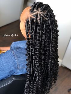 Big Twist Braids Hairstyles, Curly Crochet Hair Styles, Braided Hairstyles For Black Women Cornrows, Goddess Braids Hairstyles, Crochet Braids Hairstyles, African Hair Braiding Styles, Twist Braid Hairstyles