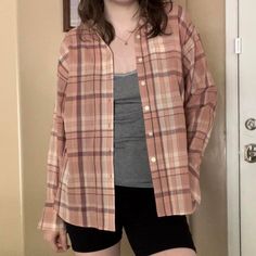 Loft Brand Pink Flannel New With Tags! Size Xs But Fits Small To Large Cotton Blend Flannel Aesthetic, Summer Flannel, Tan Summer, Aesthetic College, Pink Flannel, Summer Tanning, Style Mood Board, College Fits, Pink And Brown