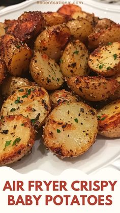 Crispy Baby Potatoes, Air Fryer Thanksgiving, Golden Potato Recipes, Baby Potato Recipes, Sweet Potato Dishes, Roasted Baby Potatoes, Thanksgiving Food Sides, Herb Roasted Potatoes, Seasoned Potatoes