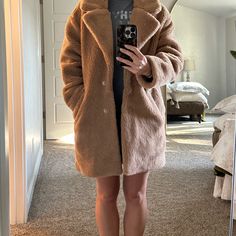 Cozy, Cute Sherpa Teddy Coat In A Camel Color. Brand New With Tags; Clean Home, Unworn, And No Flaws. I Am 5’3 And 120-125lbs. Can Fit Multiple Sizes Depending On If You Want A More Fitted Or An Oversized Style. Such A Great Winter Staple Piece That Can Be Worn In So Many Ways. Teddy Jacket, Teddy Coat, Oversized Style, Clean Home, Camel Color, Staple Pieces, Abercrombie Fitch, Camel, Jackets & Coats