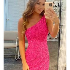 Never Worn, Smoke Free Home. Beautiful Dress! Pink Sequin Party Dress, One Shoulder Homecoming Dress, Tight Homecoming Dress, Bodycon Dress Homecoming, Sequin Homecoming Dress, Professional Dress, Short Homecoming Dress, Sequin Party Dress, Short Prom Dress