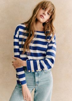 What Is Fashion, Estilo Chic, White Maxi, Silk Shirt, Parisian Style, Blue Stripes, White Stripe, Shirt Blouses, Shopping Outfit