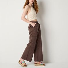 Stay on-trend with these Arizona Jean Co. women's and junior's low-rise straight-leg cargo pants. They're made from cotton-twill for a baggy-fit and have a button-zip fly and multiple pockets. Style them with your favorite crop top. Front Style: Flat FrontFeatures: Fly FrontClosure Type: Button & ZipperFit: Baggy FitPockets: 1 Cargo Side Pocket, 2 Front Zip Pockets, 2 Front Slip Pockets, 2 Back Flap PocketsRise: Low RiseSupport: Light SupportFiber Content: 52% Cotton, 48% Tencel LyocellFabric D… Brown Mid-rise Utility Cargo Pants, Brown Utility Style Mid-rise Cargo Pants, Utility Brown Mid-rise Cargo Pants, Brown Mid-rise Utility Cargo Jeans, Brown Cargo Style Bottoms For Spring, Brown Utility Mid-rise Cargo Jeans, Utility Style Mid-rise Brown Cargo Jeans, Brown Cargo Pants With Pockets For Spring, Brown Straight Leg Parachute Pants For Spring