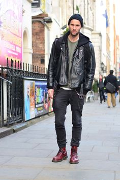 Guy Street Style, Asos Fashion, Boating Outfit, Leather Jacket Outfits, London Street Style, Red Boots