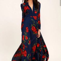 Brand New Without Tags Dress Floral Prints, Holiday Dresses Women, Flower Maxi Dress, Blue Maxi Dress, Marine Uniform, Red Floral Print, Trendy Skirts, Garden Parties, Blue Maxi