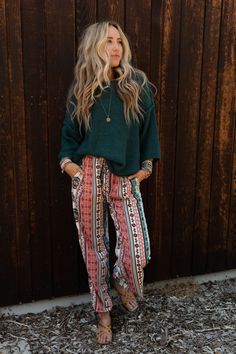 Excited to bring you the Staycation Wide Leg Drawstring Pant from our exclusive collection; The Nest by Three Bird Nest. Check out the rest of the collection here - Inspired by you, created by us. They’re the ultimate boho - chic pants for all your adventures because they feature: Lightweight and comfortable woven fabric Eye catching boho - inspired print Relaxed and loose silhouette High - rise, elastic drawstring waistband Side pockets for added convenience Effortless boho outfit you're going Boho Minimalist Clothing, Artsy Casual Outfits, Hippy Pants Outfit, Harem Pants Outfit Boho, Preppy Boho Outfits, Curvy Boho Fashion, Hippie Teacher Outfits, Boho Chic Outfits Bohemian, Artistic Clothing Style