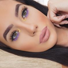 Makeup Look Glam, Summer Glow Makeup, Bottom Liner, Creative Eye Makeup, Glowing Makeup