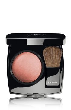 Chanel Powder, Homemade Blush, Chanel Blush, Blusher Makeup, Chanel Rouge, Cheek Makeup, Blush Beauty, Chanel Collection, Chanel Makeup