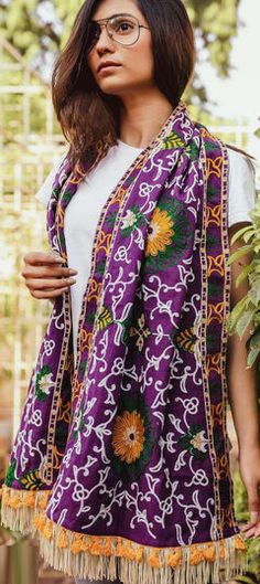 Purple and Violet color Dupatta in Cotton fabric with Embroidered work Khadi Fabric, Tassel Lace, Embroidered Scarf, Winter Shawl, Handwoven Scarf, Boho Scarfs, Purple Scarves, Embroidered Border, Aari Work