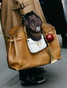 Nyc Girl, Pretty Bags, Big Bags, Looks Style, Mode Inspiration, Fashion Killa, Miu Miu, Fashion Bags, Vision Board