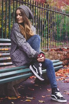 Sk8-Hi's are the perfect rainy day shoe. Vans Outfit, Topshop Jeans, Foto Poses, Outfits Casuales, Lany, Everyday Outfits, Autumn Winter Fashion, Outfit Of The Day, High Tops