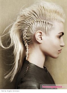 Fake Mohawk, Futuristic Hairstyles, Sweethearts Hair, Bride Hairstyles Updo, Punk 80s, Mohawk Hairstyles Men, Mohawk Styles, Mohawk Braid