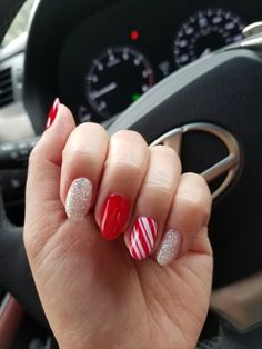 Diy Christmas Nail Designs, Christmas Nails Diy, Holiday Nail Designs